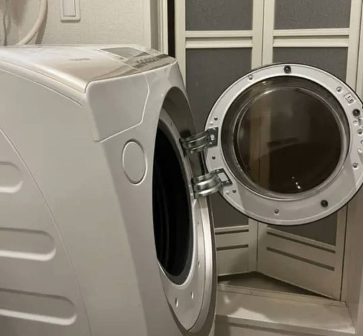 東芝】2015年製 ドラム式洗濯乾燥機 TW-Z96V2MR 洗濯機 東芝】2015年製 ドラム式洗濯乾燥機 TW-Z96V2MR 洗濯機
