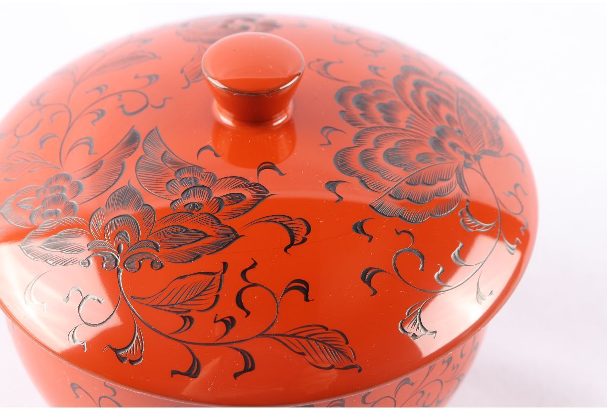 URA]五島屋謹製/輪島塗花唐草文蓋付湯呑5客/共箱/5-s1-116(検)骨董/碗