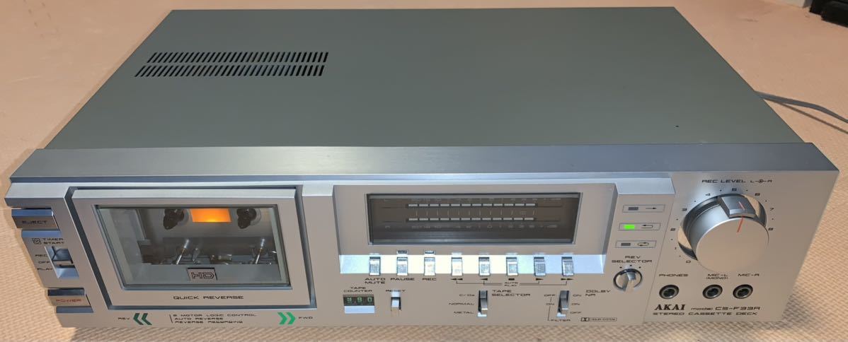 AKAI （アカイ）CS-F33Rオートリバースカセットデッキ【動作品】 AKAI （アカイ）CS-F33Rオートリバースカセットデッキ【動作品