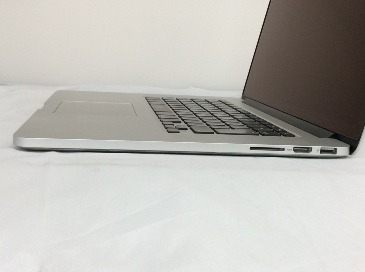 フ*界様 MacBook Pro mid 2015 A1398 15インチ（MacBook pro 15インチ 