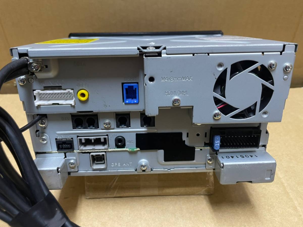MDV-Z701 彩速ナビ HDMI フルセグ DVD USB x2 ミラーリング ハイエンド 