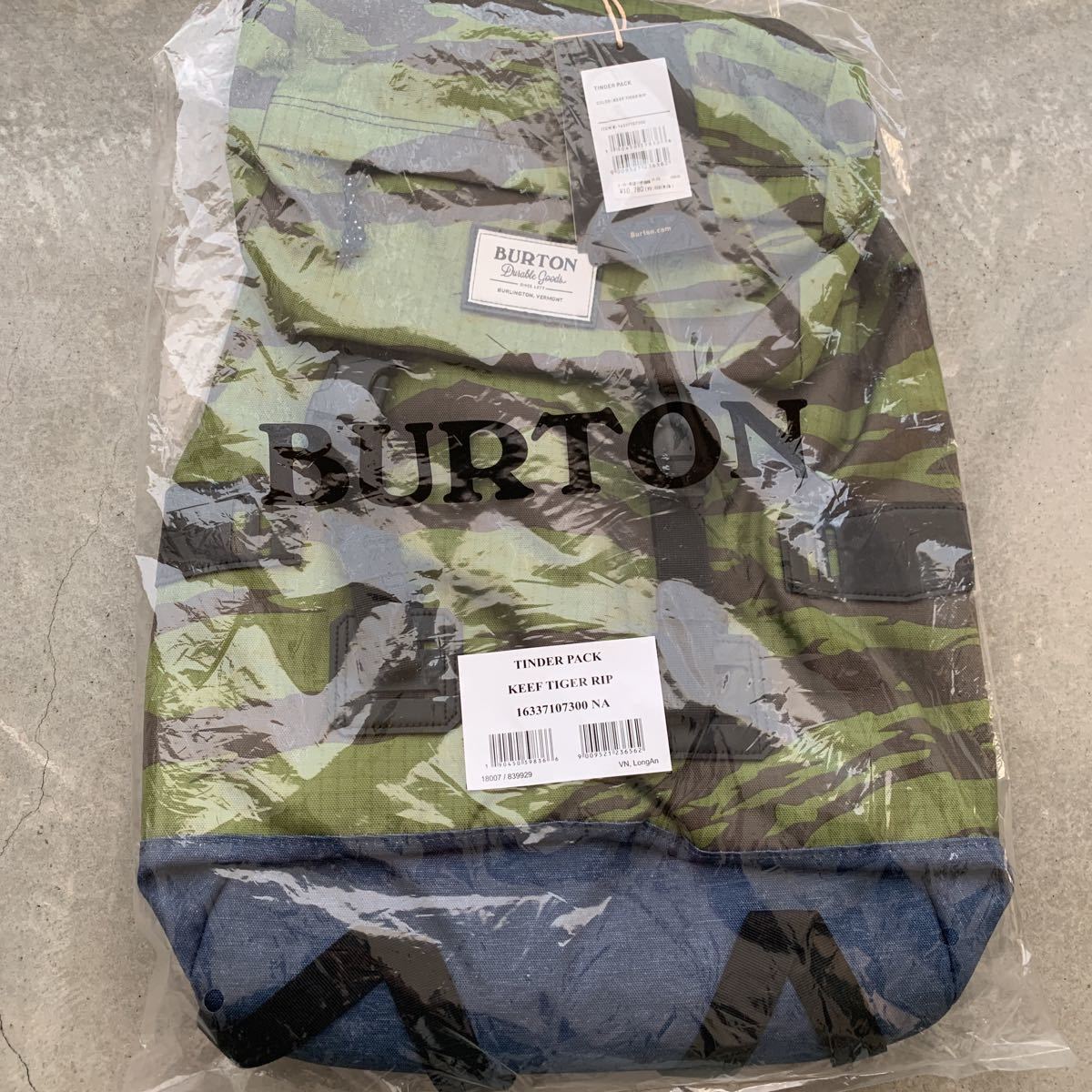 Burton tinder pack バートンティンダーパック バックパック リュックサック 新品未使用迷彩 カモフラ リュックサック デイパック 売買されたオークション情報 Yahoo オークション 旧ヤフオク の商品情報をアーカイブ公開 - オークファン aucfan com