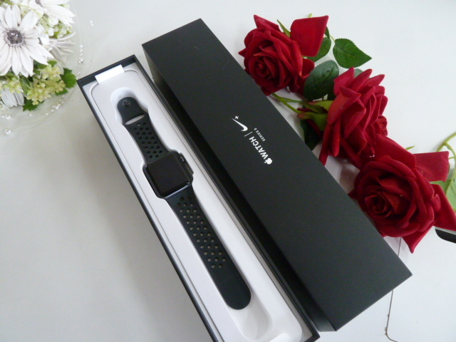爆買い，新作 彡③アップルウォッチ シリーズ３ ４２ＭＭ ＷＲ-５０Ｍ ナイキ ブラック ジャンク NIKE Apple WATCH 彡(スマートウォッチ本体)｜売買されたオークション情報、yahooの商品情報をアーカイブ公開 - スマートウォッチ本体