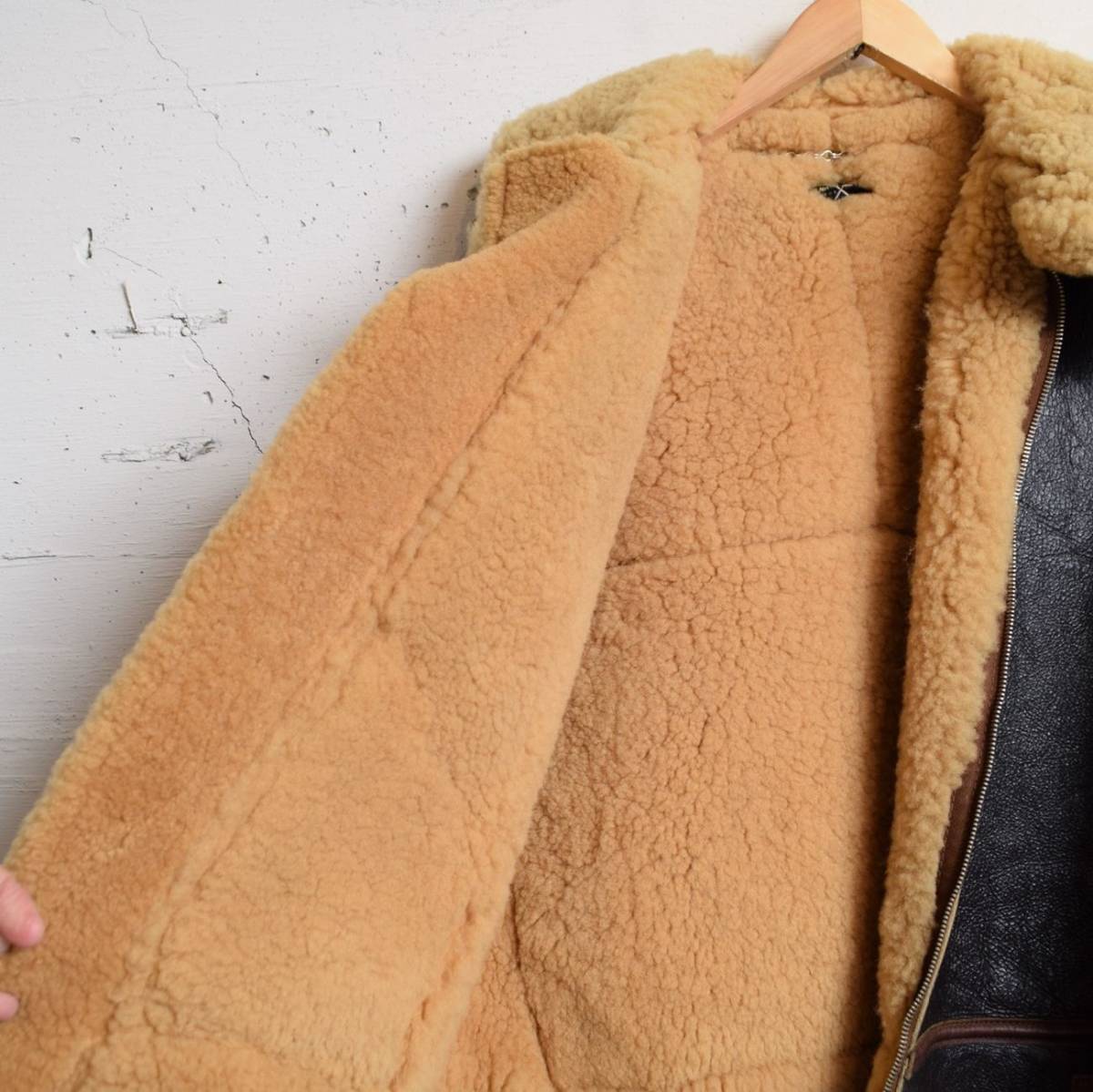 リアルマッコイズ B-3 ROUGH WEAR CLOTHING Co. フライトジャケット 