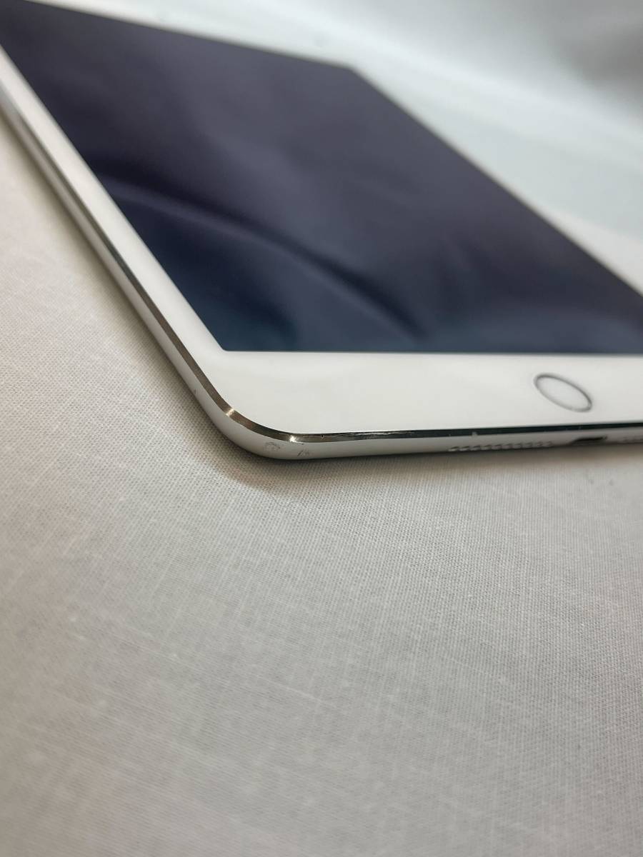 iPadmini4 A1550 128GB シルバー 中古 タブレット