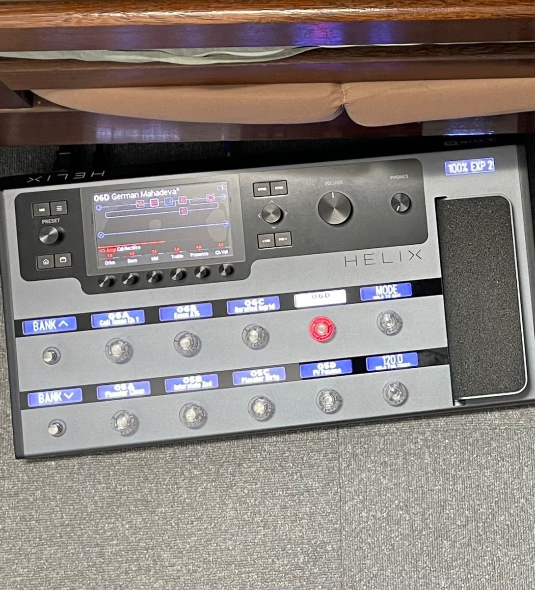 LINE6 Helix Floor Space Gray 限定色 【公式通販】