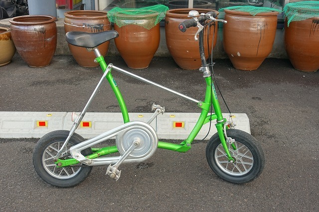 レトロ 自転車 グリーン 自転車 昭和レトロ 当時物 ママチャリ 緑 