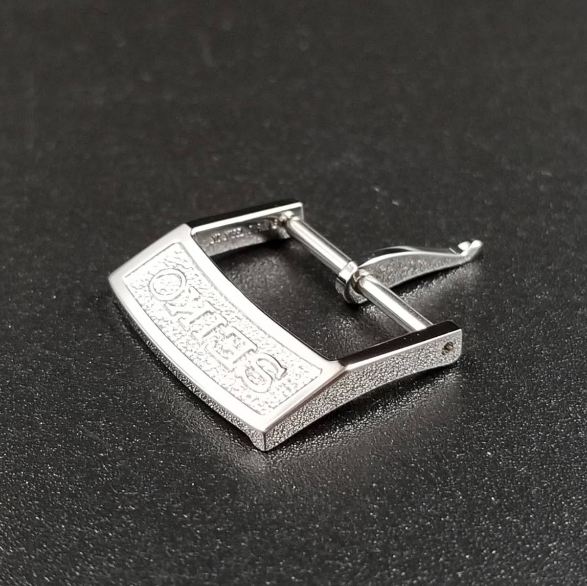 【人気，品質保証】 純正 Seiko グランドセイコー バックル 16mm 尾錠 SBGV009 SBGV011用 AA0FPSA01B(グランドセイコー)｜売買されたオークション情報、yahooの商品情報をアーカイブ公開 - オークファン グランドセイコー