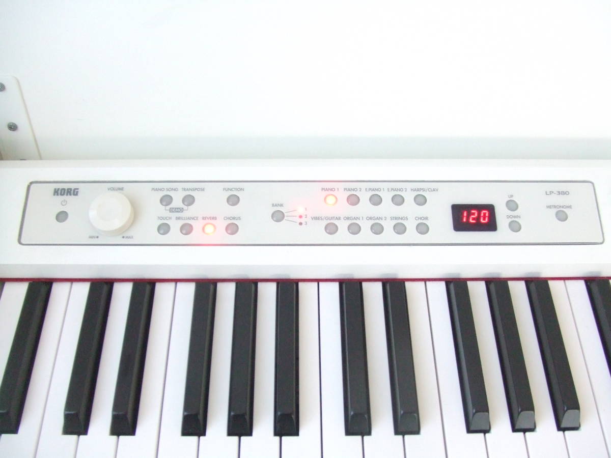 ♪♪訳有り激安 中古美品 KORG コルグ デジタルピアノ LP‐380WH 高低 