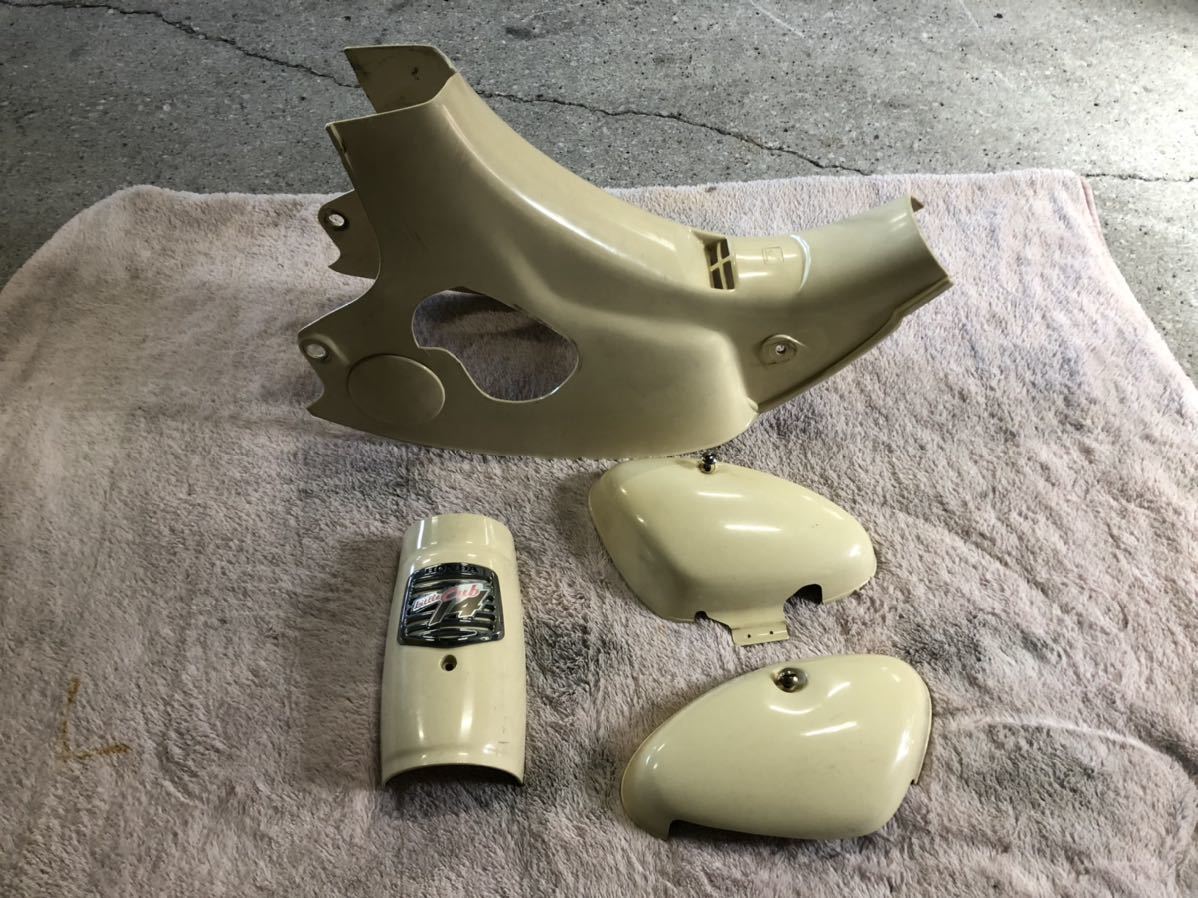 ホンダ リトルカブ サイドカバーレッグ一式セット 外装セット ホンダ用 売買されたオークション情報 Yahooの商品情報をアーカイブ公開 オークファン Aucfan Com