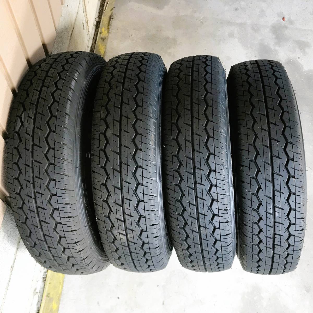バリ山 貨物用タイヤ 145R12 6PR LT 4本 ダンロップ DUNLOP DIGI-TYRE 