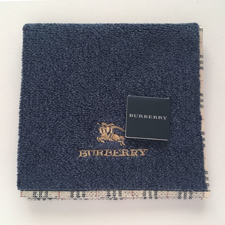 メルカリ便♡バーバリー♡BURBERRY♡ホースマーク刺繍ハンカチ 