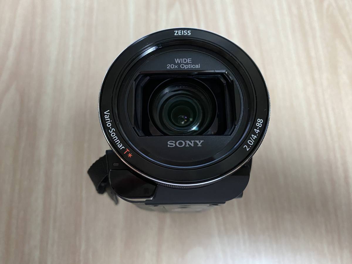 SONY FDR-AX60 デジタル4Kビデオカメラレコーダー 美品 三脚付 SONY FDR-AX60 デジタル4Kビデオカメラレコーダー 美品 三脚付