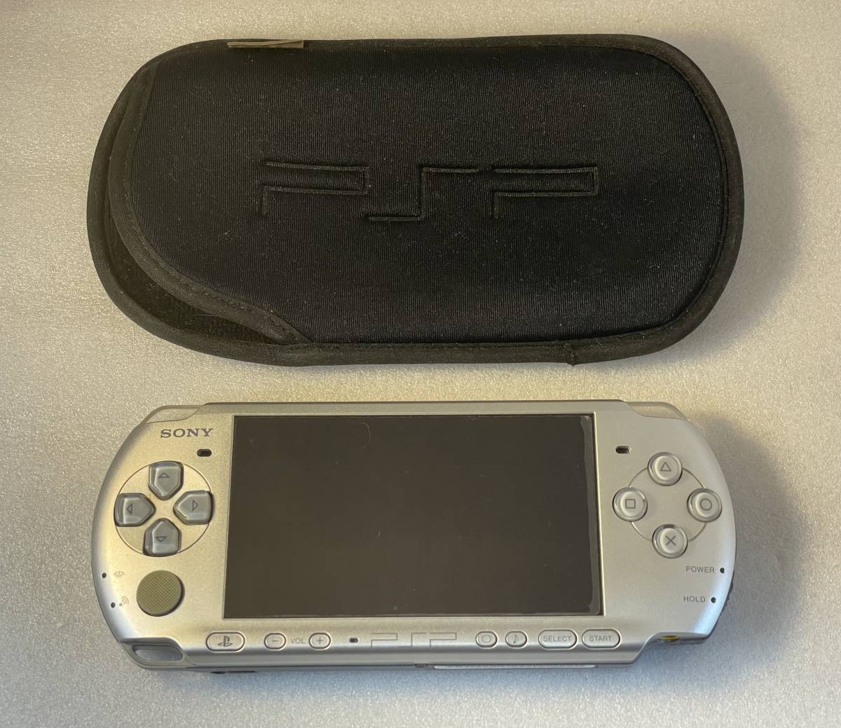 PSP 3000 シルバー Silver ケースおまけ 即決 シルバー 本体 PSP 秘宝