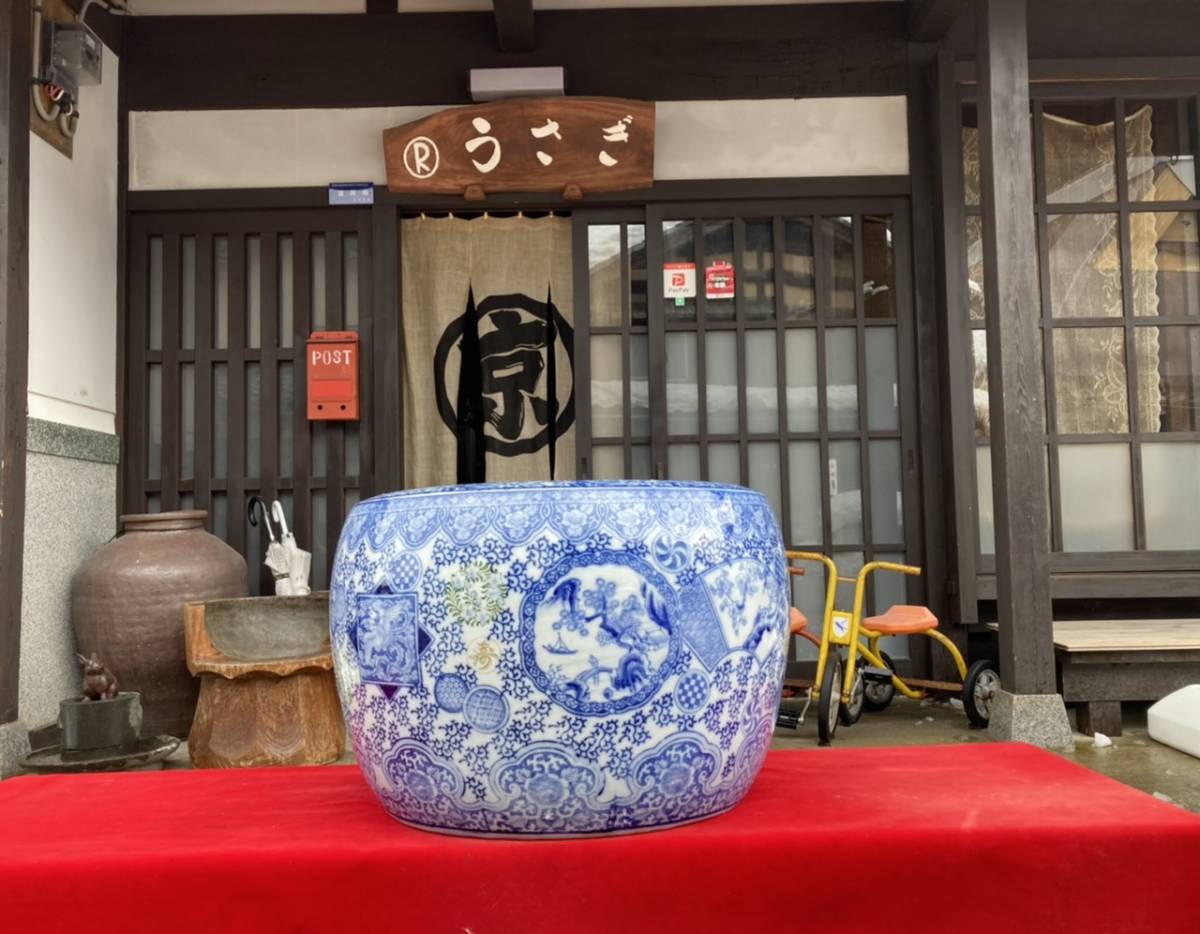 兎】送料激安！伊万里 大火鉢 火鉢 鳳凰 唐草 無傷 (金魚鉢 メダカ鉢