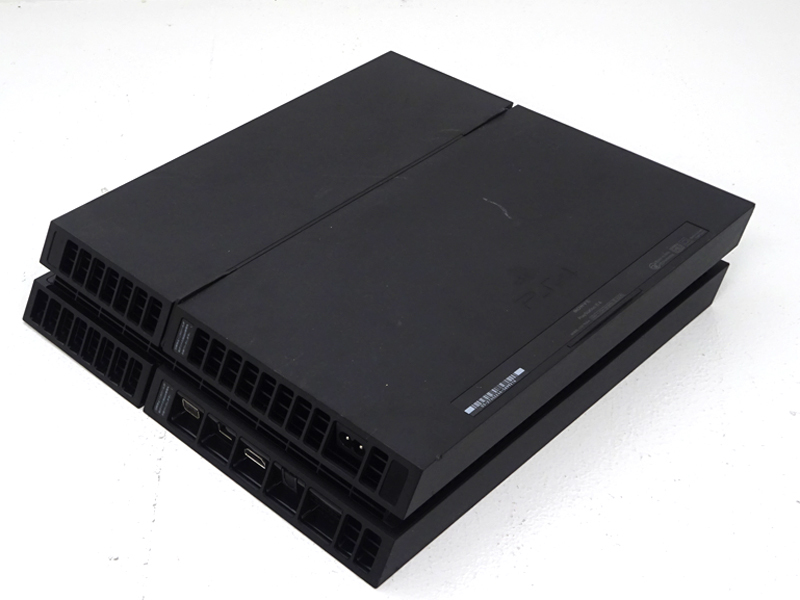 ☆中古☆PlayStation4 本体のみ ジェット・ブラック 500GB CUH-1100A 