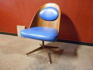 スペースエイジ チェアのヤフオク の相場 価格を見る ヤフオク のスペースエイジ チェアのオークション売買情報は8件が掲載されています