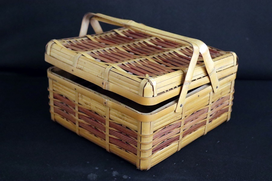 竹細工 カゴ 単品可 竹細工 カゴ 単品可 TB526レトロな豆腐かご◇竹籠