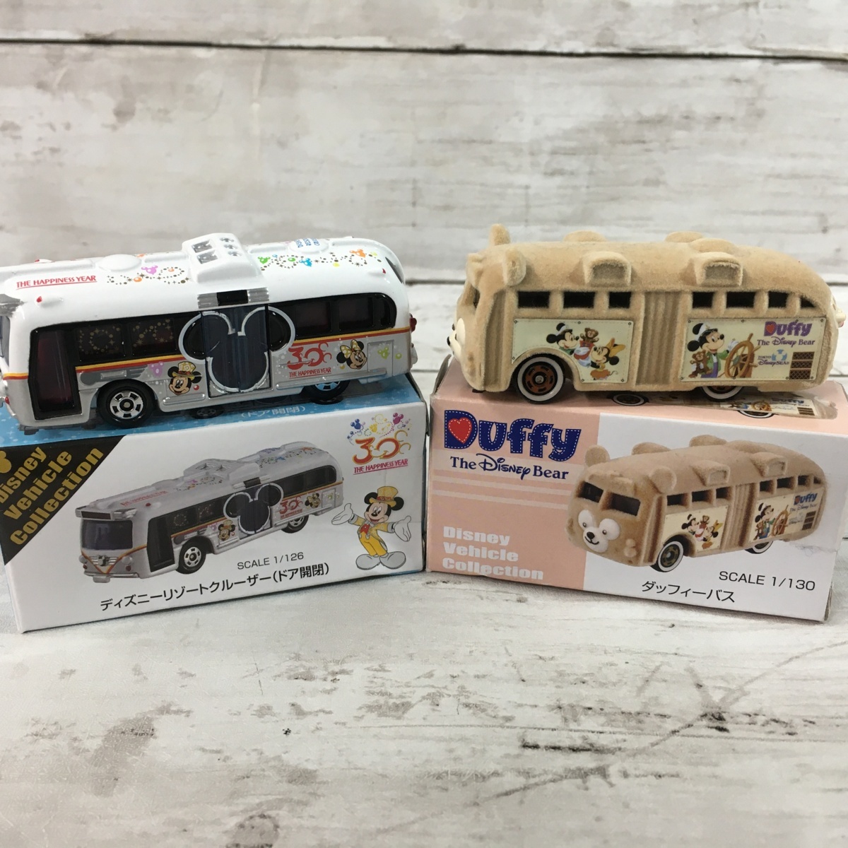 ディズニー Tdr トミカ 2点 ダッフィーバス ディズニーリゾートクルーザー 30th ビークルコレクション 3b52 60 ディズニー 売買されたオークション情報 Yahooの商品情報をアーカイブ公開 オークファン Aucfan Com