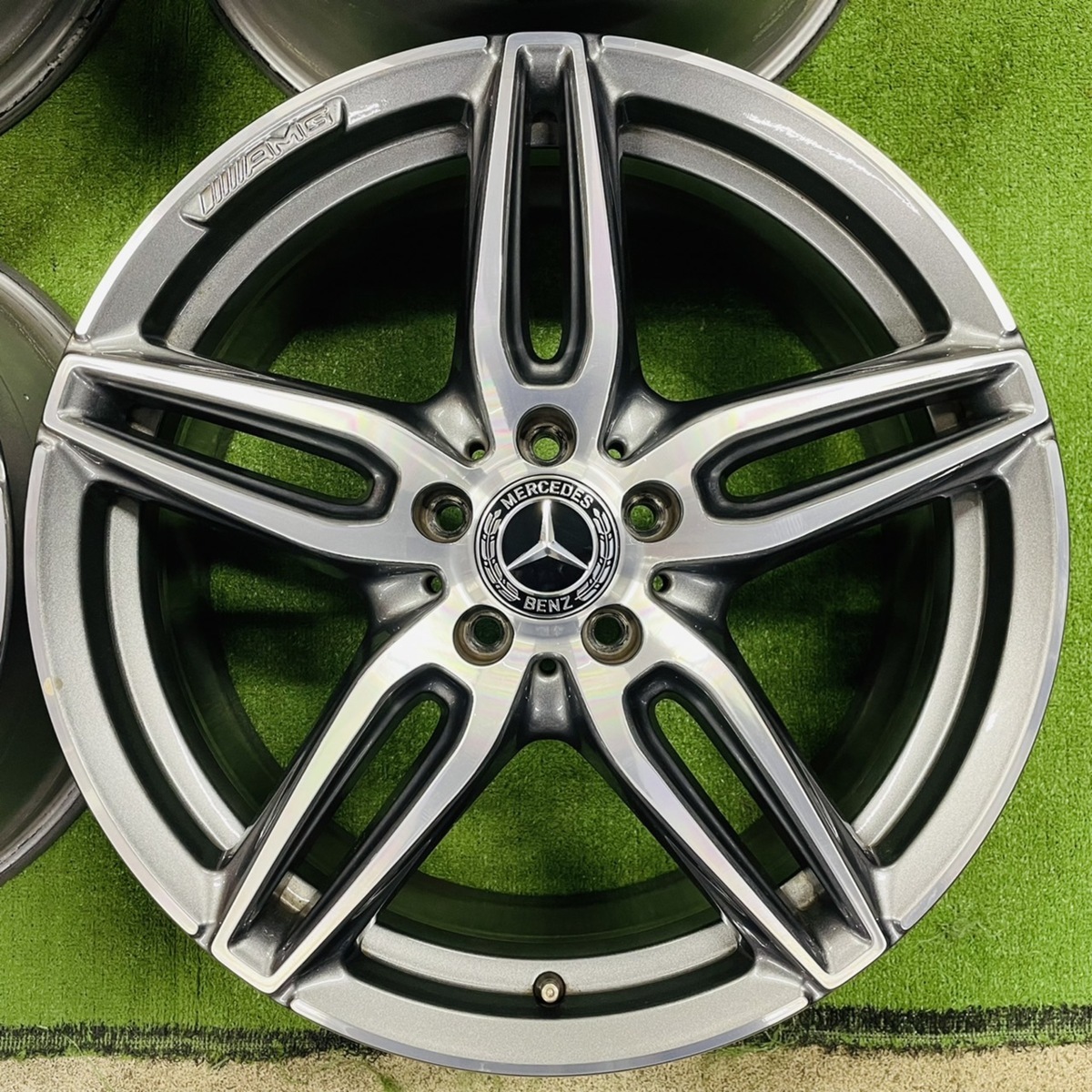 ベンツ Eクラス W213 純正 AMG 19インチ 19x8J PCD112 +43 5H 245/40ZR19 1本　　2023.2.20.O.6-A50　外車　22101069 Eクラス 19インチ 純正 クーペ メルセデス ja19