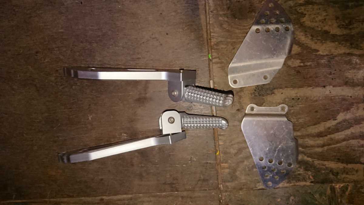 GROM (グロム) JC61 SPYKERバックステップ用 タンデムステップ(ホンダ 