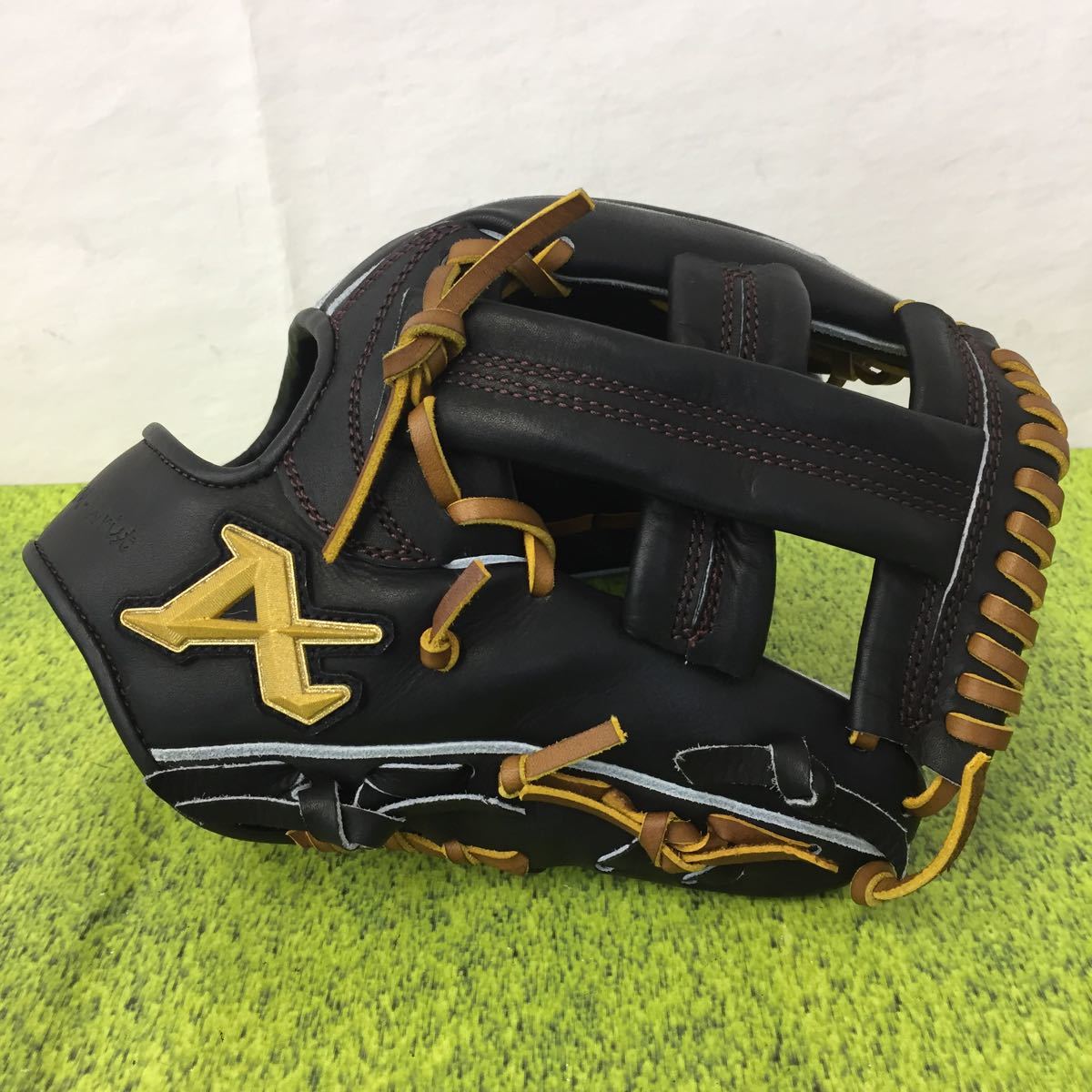 G-9784 アトムズ ATOMS 軟式 牧型 内野手用 グラブ グローブ 野球 中古