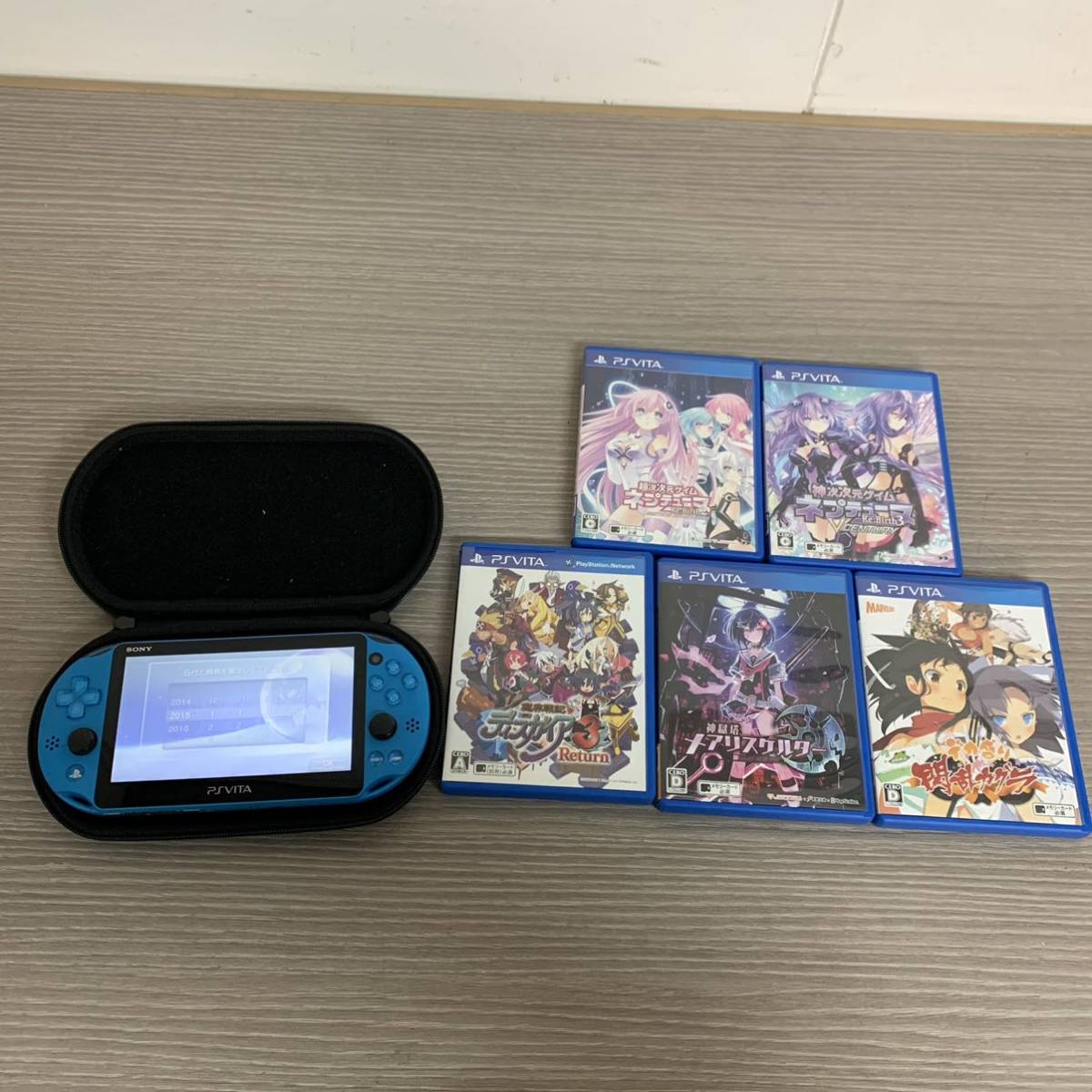 ゲーム PS Vita 本体 PlayStation VITA アクアブルー PCH-2000
