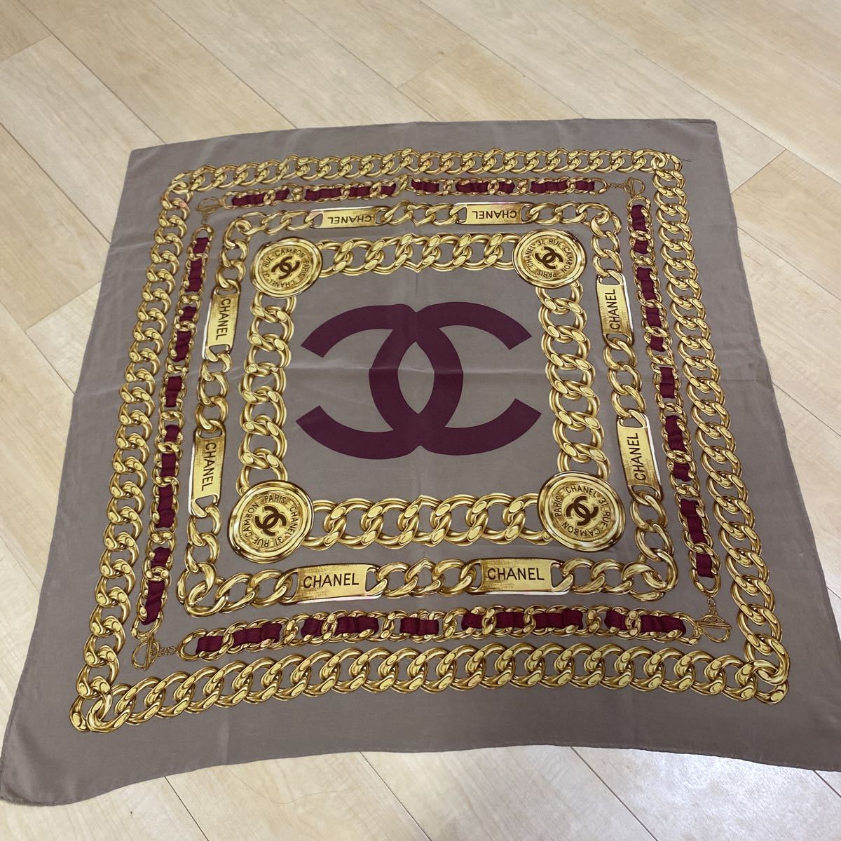 CHANEL シャネル スカーフ チェーン 小物 ロゴ 人気 レディース 高級