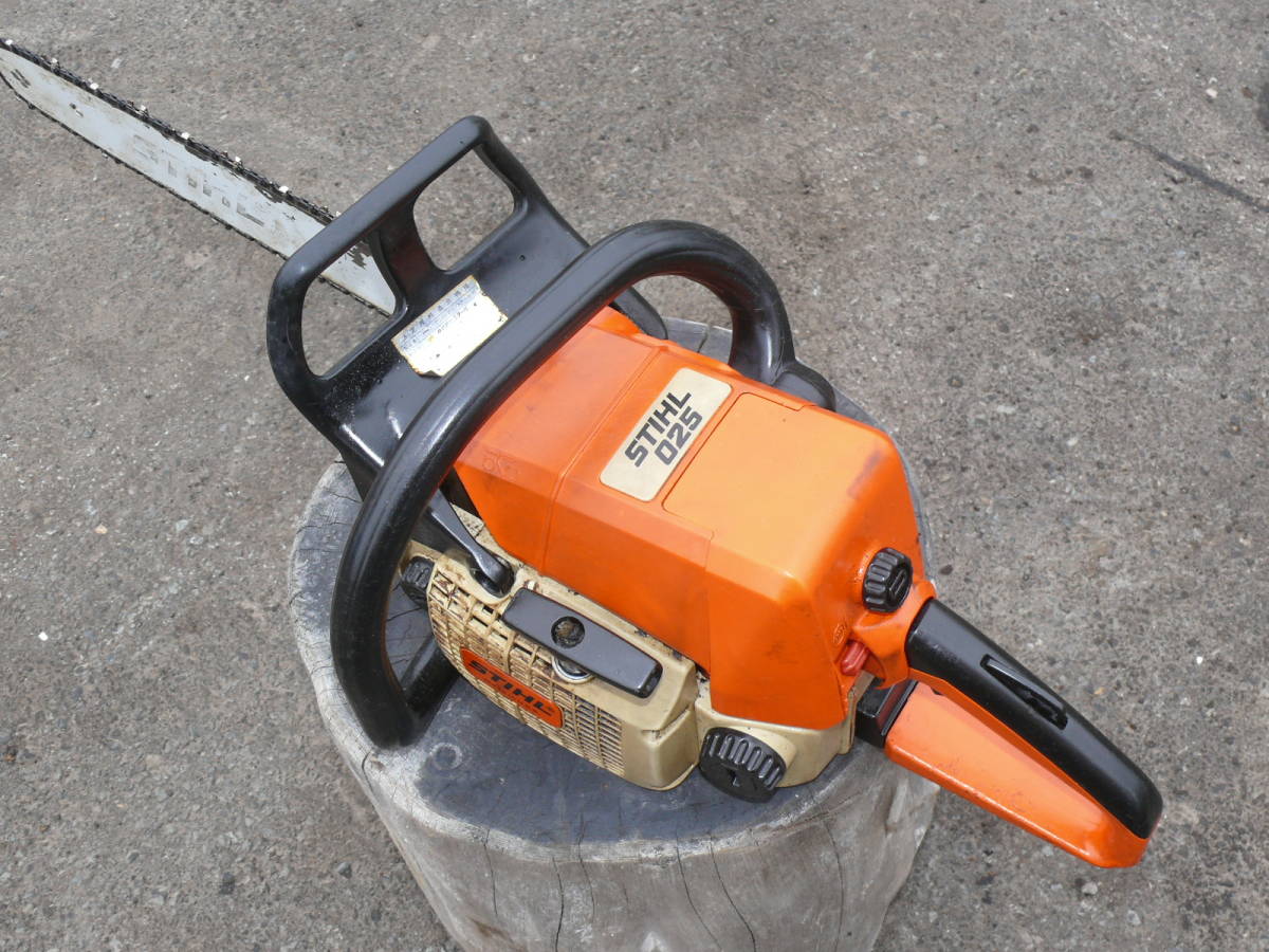 STIHL スチール チェーンソー 025 エンジンチェーンソー 025 スチール