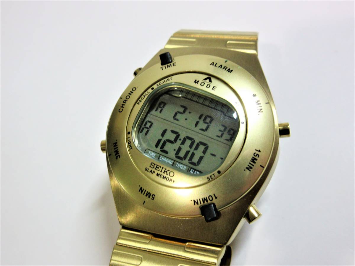 ジウジアーロ スピードマスター セイコー 復刻版 デザイン SBJA004 を 