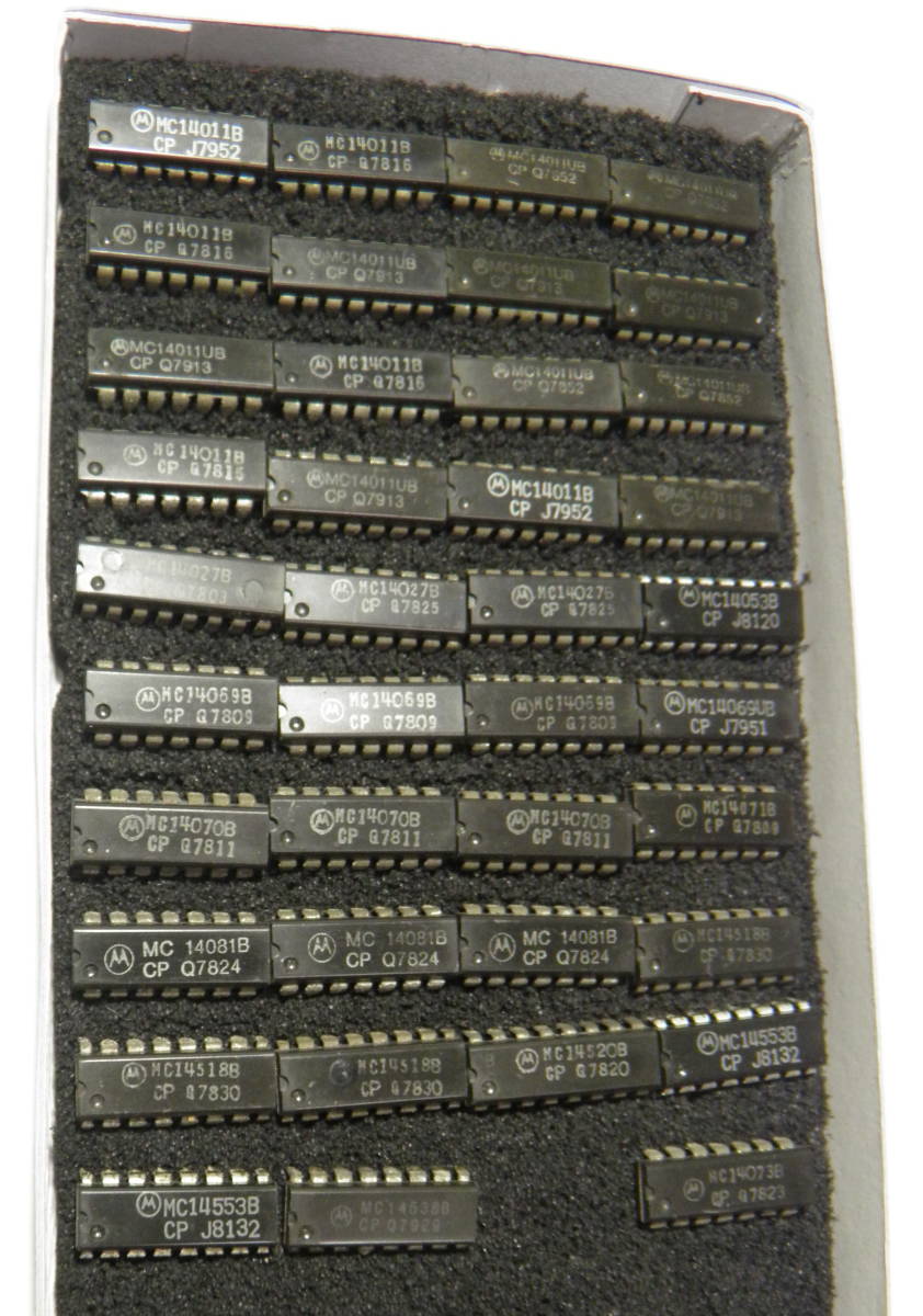 ＴＴＬ ＣＭＯＳ　Ｌｏｇｉｃ　ＩＣ TTL CMOS and ICs: with Families