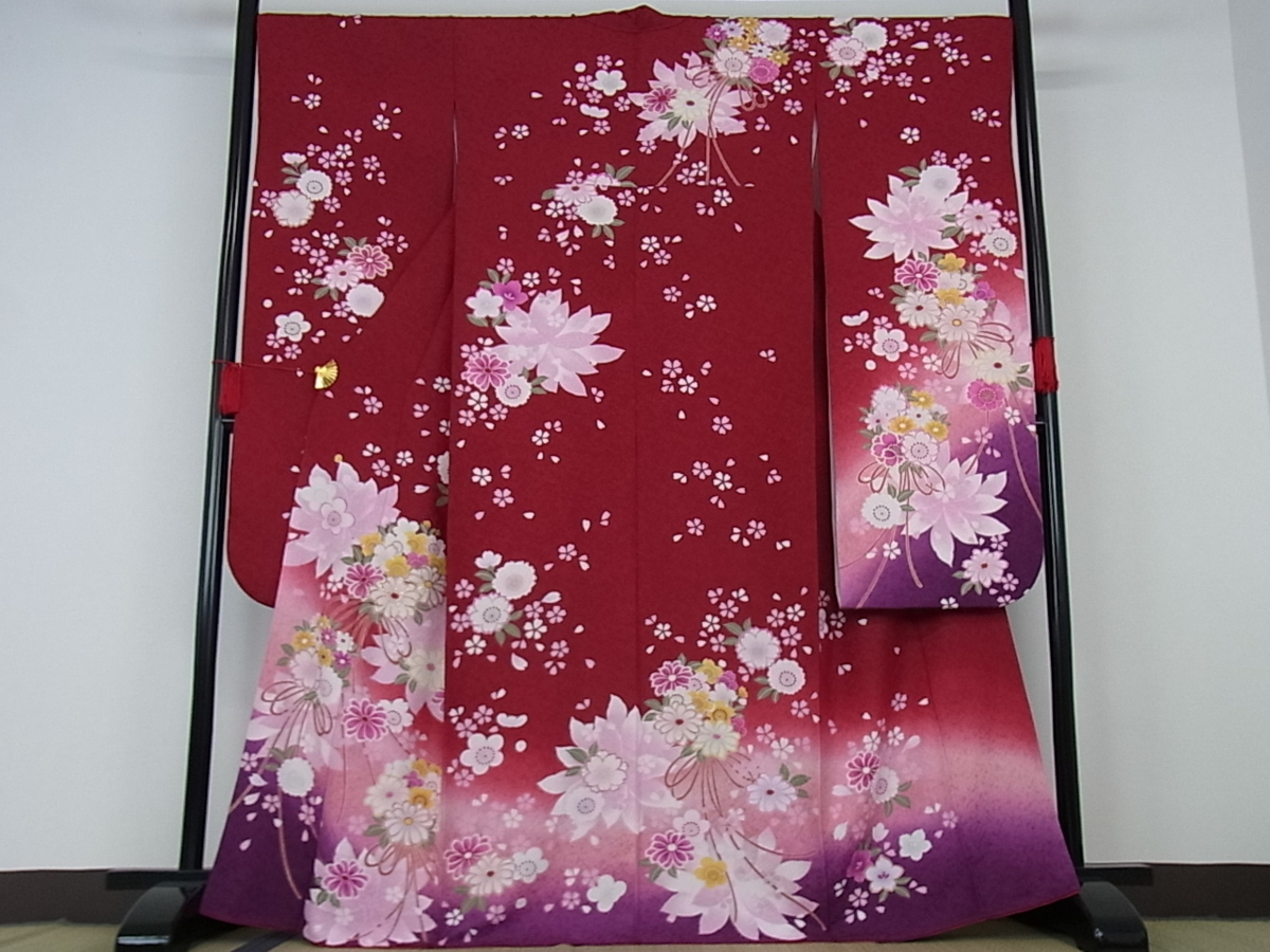 花美人着物□豪華振袖 逸品 暈し染め 金彩 駒刺繍 舞桜 銀通し地 花美人着物□豪華振袖 逸品 暈し染め 金彩 駒刺繍 舞桜 銀通し地