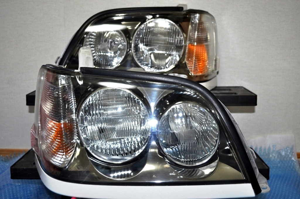 SALE，新作 JZS171 JZS173 JZS175 JZS179 17系 クラウン アスリート 純正 HID ヘッドライト 左右 セット 付属品完備 綺麗 ② ロイヤル プレミアムへ(ヘッドライト)｜売買されたオークション情報、yahooの商品情報を トヨタ用