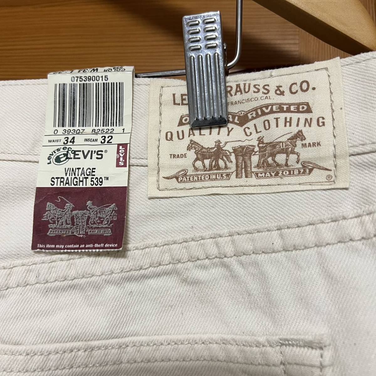 海外モデル国内未発売新品未使用タグ付きレア品Levi