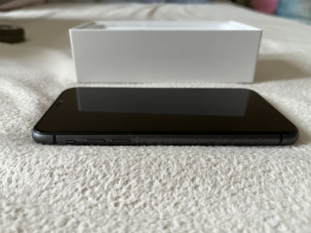 ソフトバンク　iPhone11 256GB ブラック　iOS15.3.1 本体のみ　SIMロックありBLACK ブラック 256GB iPhone11 &frasl;MWM72J&frasl;A 、softbankiPhone11 ゴールド