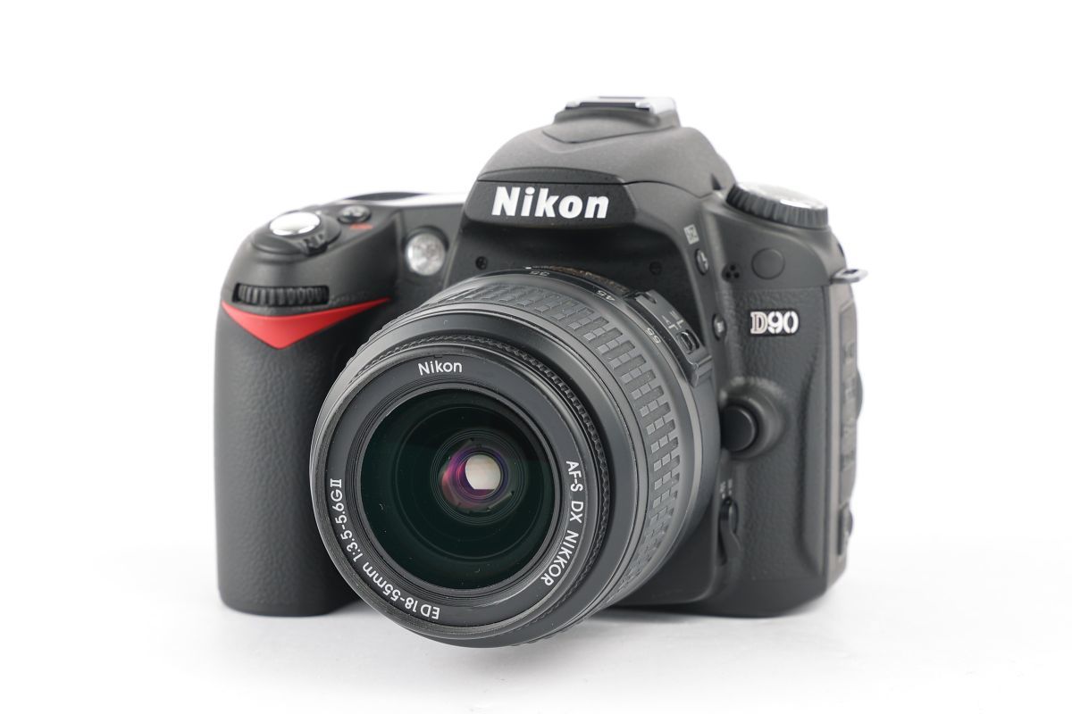 08156cmrk 美品 Nikon D90 + AF-S NIKKOR 18-55mm F3.5-5.6GII ED