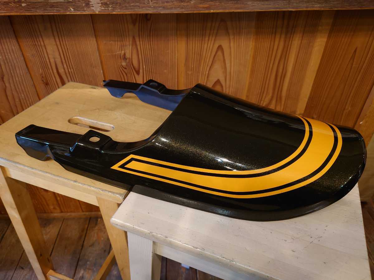 美品 Z1 Z2 Z750 RS テールカウル イエローボール 日本製 刻印有り 