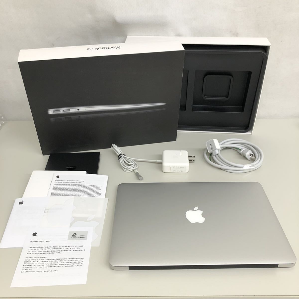 Apple MacBook Air 13インチ Mid 2011 MD226J/A HighSierra/Core i7 