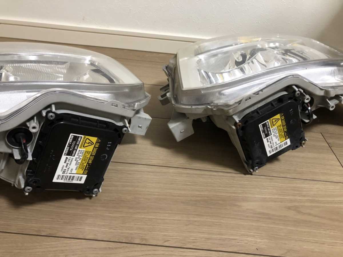 トヨタ 200系 ハイエース 3型 純正HIDヘッドライト 左右セット KOITO 