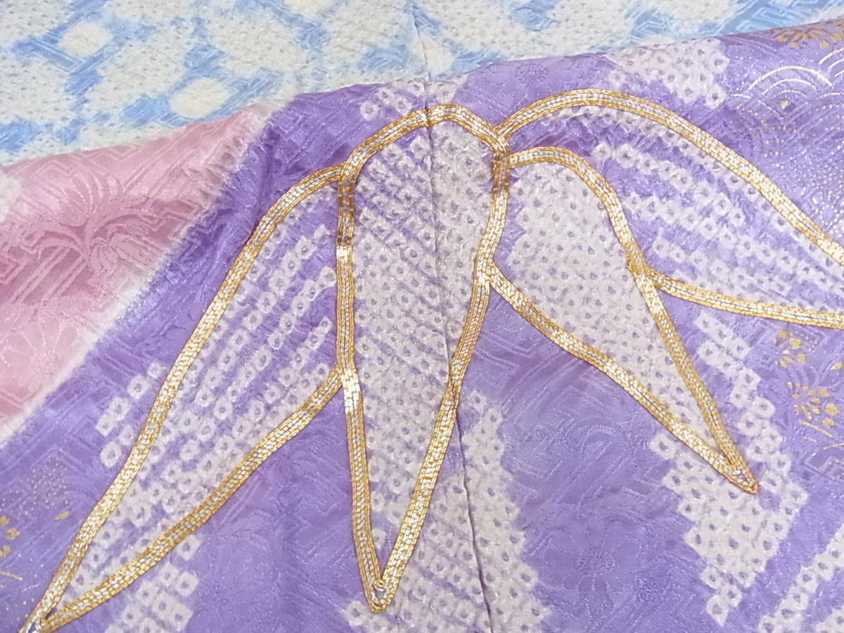 豪華振袖 駒刺繍 絞り 草花紋 正絹 逸品 着物屋こころ□豪華振袖 駒刺繍 絞り 菊唐草文 笹 金彩 正絹 逸品