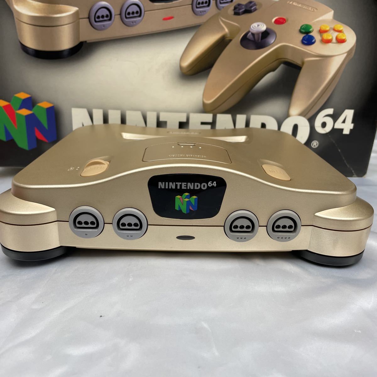 動作確認済み すぐ遊べます NINTENDO64 ゴールド 箱 説明書付き 限定 