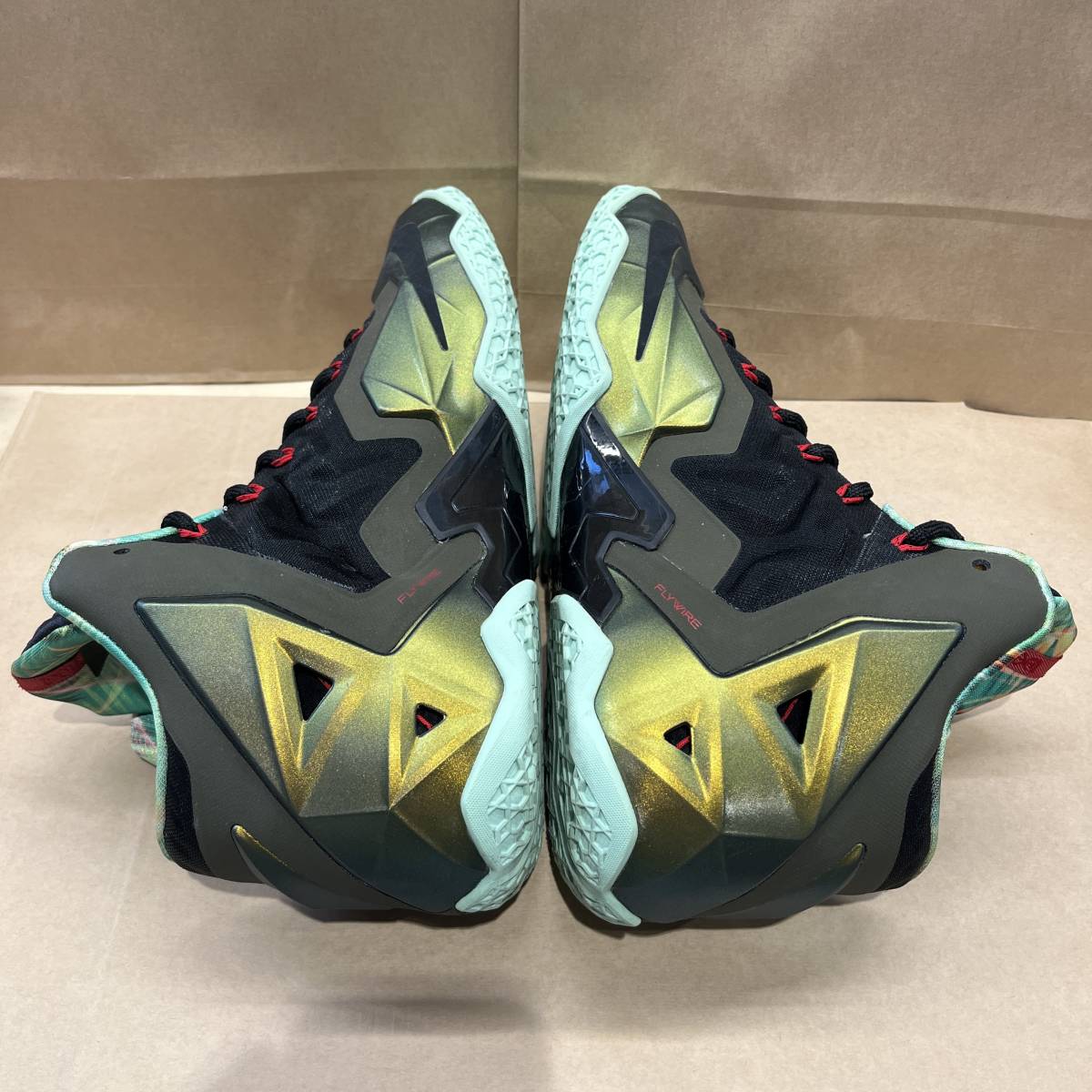 美品】 US9.5 27.5cm NIKE LEBRON 11 616175-700 KING