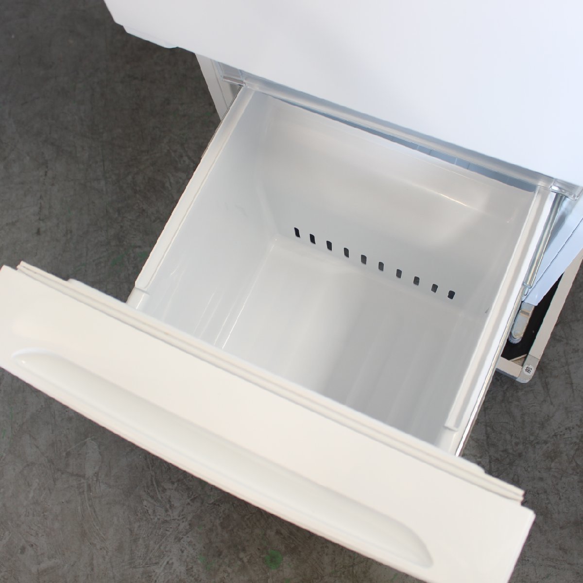 T754) YAMADA ノンフロン冷凍冷蔵庫 YRZ-F15G1 156L 2021年製 ホワイト  