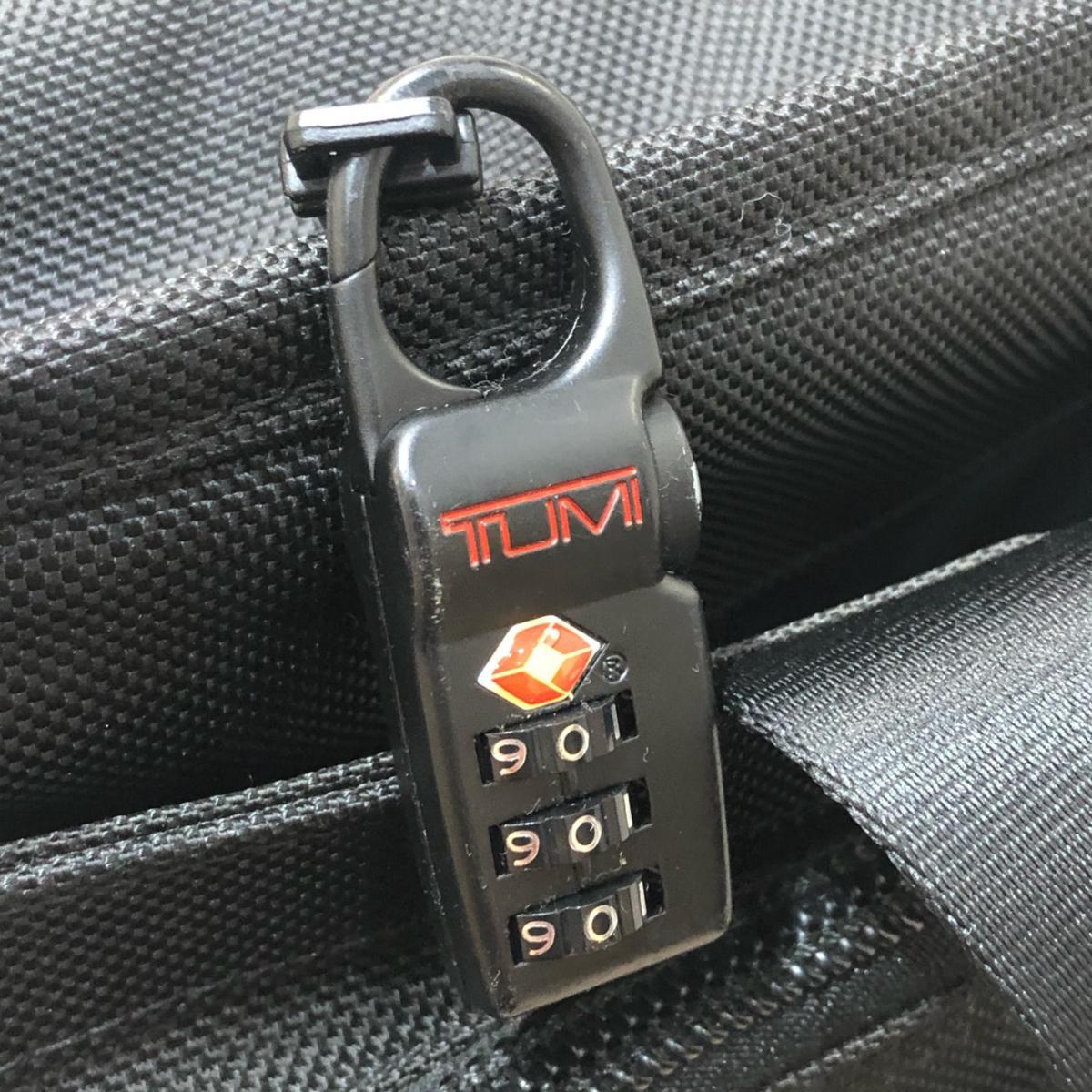 TUMI トゥミ キャリーバッグ エクスパンダブル ブリーフケース 黒