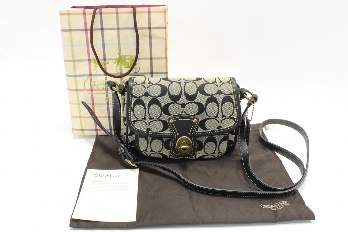 ショルダーバッグ COACH クリケット ハーフムーン ターン 美品コーチ