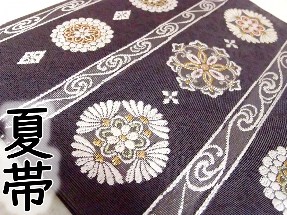 夏帯　モノトーン 墨色×流水横段　金×白の花紋　 唐織 袋帯　絽目 変わり紗　笹蔓地紋 440㎝ 6月7月8月9月 薄物 盛夏 単衣 小難 追加画像 夏帯 唐織 モノトーン 唐草 家紋 市松