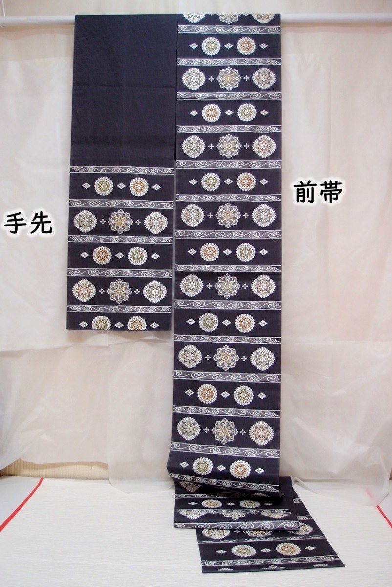 夏帯　モノトーン 墨色×流水横段　金×白の花紋　 唐織 袋帯　絽目 変わり紗　笹蔓地紋 440㎝ 6月7月8月9月 薄物 盛夏 単衣 小難 追加画像 夏帯 唐織 モノトーン 唐草 家紋 市松