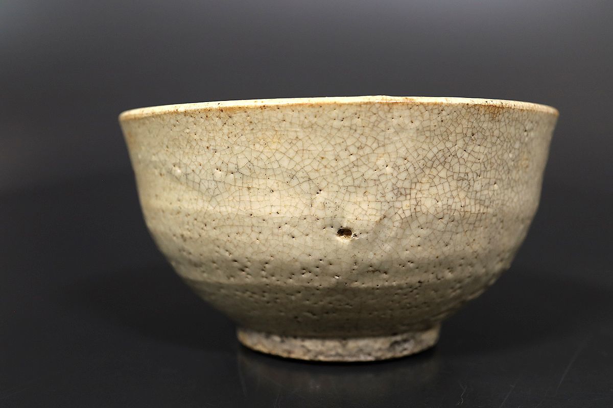 【小】朝鮮古美術　李朝　李朝白釉大茶碗　鉢　保管箱有　茶道具　高麗茶碗　古美術収集家放出品【2342】