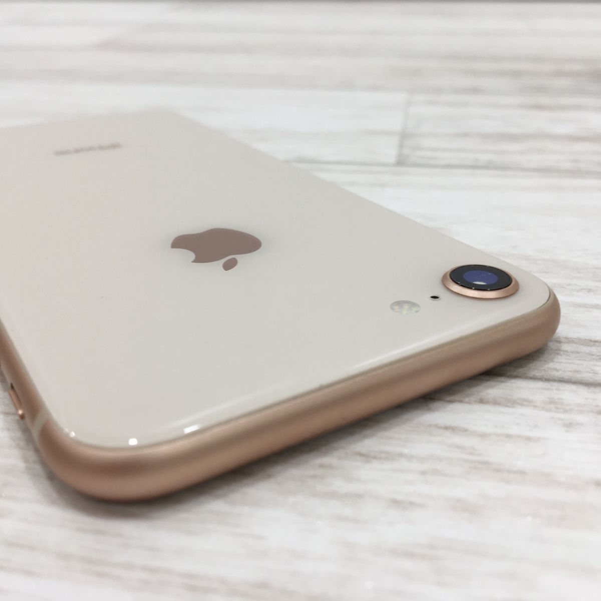 64GB Apple iPhone apple SpaceGray新品／au SIMロック 送料198円 au Apple iPhone8 64GB ゴールド A1906 MQ7A2J/A[L3556]