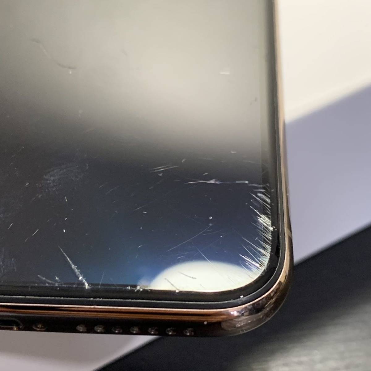 訳あり】Apple｜iPhone 11 pro max 256gb｜SIMフリー｜ゴールド｜速達